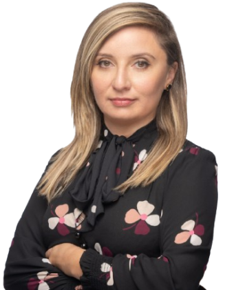 Alena_Thouin_-_Profile_picture2-removebg-preview